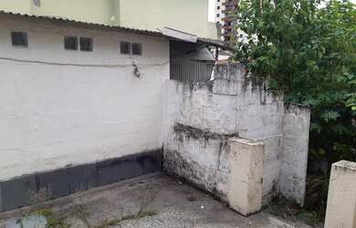 Imagem: O terreno possui 330m² de Área e está localizado em Vila