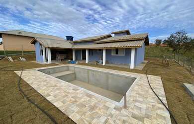 Imagem: A fazenda possui 1.000m² de Área e está localizado em Mairinque