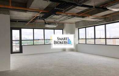 Imagem: O depósito possui 5 Vagas na garagem, 413m² de Área e está