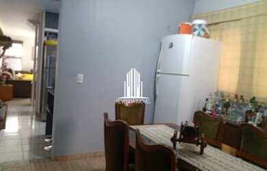 Imagem: A casa possui 3 Dormitórios, 3 Banheiros, 2 Vagas na garagem