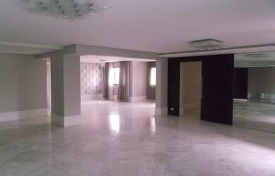 Imagem: O apartamento possui 4 Dormitórios, 5 Banheiros, 5 Vagas na