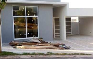 Imagem: A casa em condomínio possui 3 Dormitórios, 5 Banheiros, 4