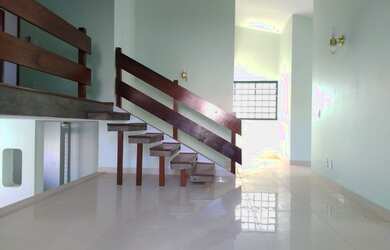 Imagem 1: Casa residencial no Jardins das Paineiras, ótima localização com 350m²