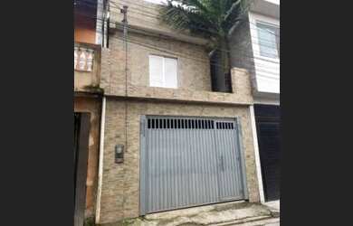 Imagem: A casa possui 2 Dormitórios, 1 Banheiro, 1 Vaga na garagem