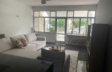 Imagem 2: Casa praia da Barra posto 6