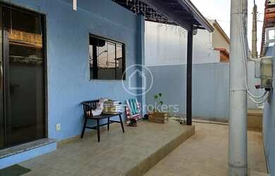 Imagem: A casa em condomínio possui 3 Dormitórios, 2 Banheiros, 2