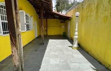 Imagem 4: Casa com 3 Quartos e 3 banheiros à Venda, 270 m² por R$ 800.000