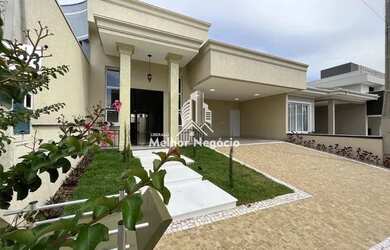 Imagem: A casa em condomínio possui 3 Dormitórios, 3 Banheiros, 4