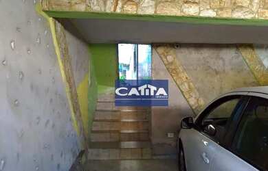 Imagem: A casa possui 4 Dormitórios, 3 Banheiros, 2 Vagas na garagem