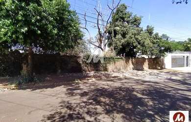 Imagem: O terreno possui 448m² de Área e está localizado em Jardim