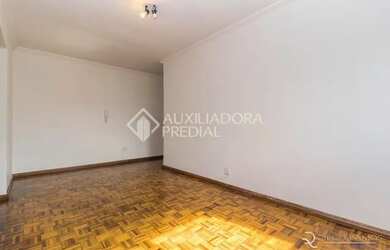 Imagem: O apartamento possui 2 Dormitórios, 1 Banheiro, 58m² de Área