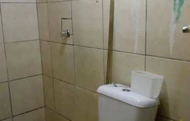 Imagem: A casa possui 2 Dormitórios, 1 Banheiro, 60m² de Área e