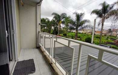 Imagem: A casa possui 2 Dormitórios, 1 Banheiro, 1 Vaga na garagem