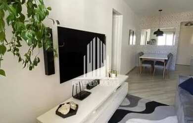 Imagem: O apartamento possui 2 Dormitórios, 1 Banheiro, 1 Vaga na garagem