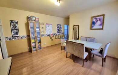 Imagem: O apartamento possui 3 Dormitórios, 2 Banheiros, 80m² de Área