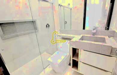 Imagem: A casa em condomínio possui 3 Dormitórios, 4 Banheiros, 4