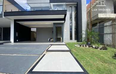 Imagem: A casa em condomínio possui 3 Dormitórios, 4 Banheiros, 4