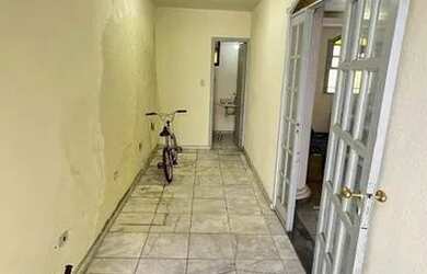 Imagem 15: Casa com 3 Quartos e 3 banheiros à Venda, 270 m² por R$ 800.000