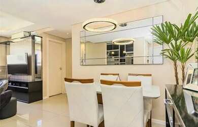 Imagem: O apartamento possui 2 Dormitórios, 1 Banheiro, 2 Vagas na