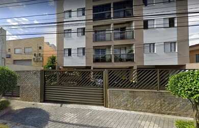 Imagem: O apartamento possui 3 Dormitórios, 1 Banheiro, 1 Vaga na garagem