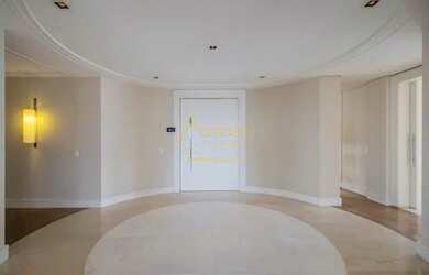 Imagem: O apartamento possui 4 Dormitórios, 5 Banheiros, 5 Vagas na