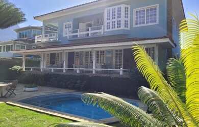 Imagem: A casa em condomínio possui 5 Dormitórios, 5 Banheiros, 4