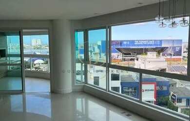 Imagem: O apartamento possui 4 Dormitórios, 5 Banheiros, 3 Vagas na