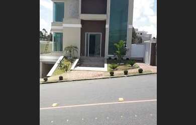 Imagem: A casa possui 1 Dormitório, 1 Banheiro, 4 Vagas na garagem