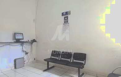 Imagem: O depósito possui 124m² de Área e está localizado em Centro