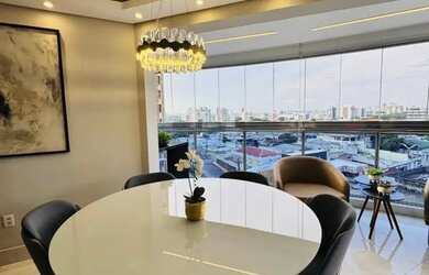 Imagem: O apartamento possui 3 Dormitórios, 5 Banheiros, 2 Vagas na