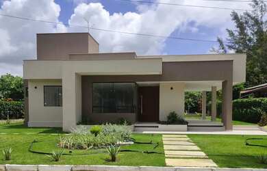 Imagem: A casa em condomínio possui 4 Dormitórios, 5 Banheiros, 2