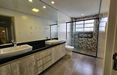 Imagem: O apartamento possui 3 Dormitórios, 2 Banheiros, 150m² de