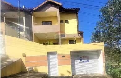 Imagem: O apartamento possui 3 Dormitórios, 3 Banheiros, 4 Vagas na