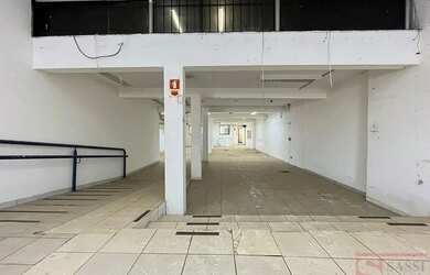Imagem 3: Sala Comercial em CENTRO. Área de serviçoe302m² de Área