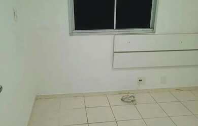 Imagem 8: 2 Quartos no Antares. Piscina, Varanda, 50m² de Áreae1 Vaga na garagem