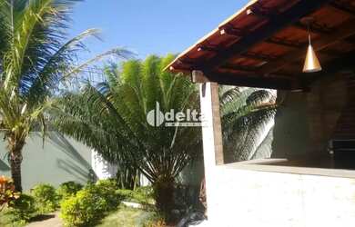 Imagem 11: Casa disponível para venda no bairro Nossa Senhora das Graças em Uberlândia...