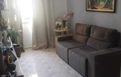 Imagem: O apartamento possui 3 Dormitórios, 1 Banheiro, 1 Vaga na garagem