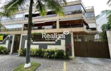 Imagem: O apartamento na cobertura possui 3 Dormitórios, 4 Banheiros