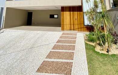 Imagem: A casa em condomínio possui 3 Dormitórios, 4 Banheiros, 4