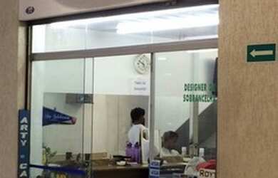 Imagem: O depósito possui 2 Vagas na garagem, 36m² de Área e está