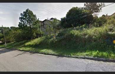 Imagem: O terreno possui 10m² de Área e Vista para o mar e está localizado