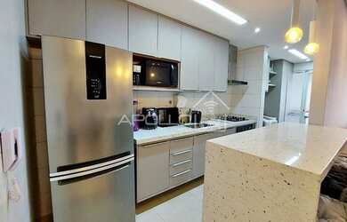 Imagem 13: Lindo apartamento com 2 suítes andar alto vista total livre no Embaré