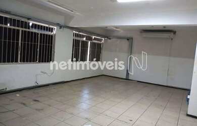 Imagem: O depósito possui 250m² de Área e está localizado em Barro