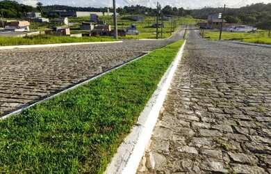 Imagem: O terreno possui 152m² de Área e está localizado em Centro