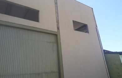 Imagem 2: Galpão/Depósito/Armazém para venda com 466 metros quadrados