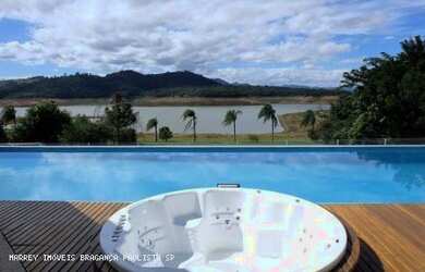 Imagem: O terreno possui 1.230m² de Área e está localizado em Bragança