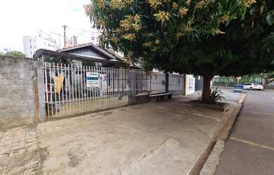 Imagem: O terreno possui 353m² de Área e está localizado em Zona