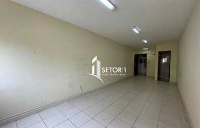 Imagem: O depósito possui 1 Vaga na garagem, 41m² de Área e está