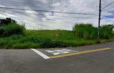 Imagem: O terreno possui 3.300m² de Área e está localizado em Terras