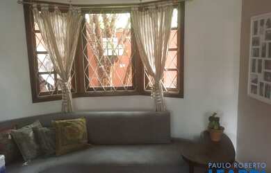 Imagem: A casa possui 3 Dormitórios, 3 Banheiros, 2 Vagas na garagem